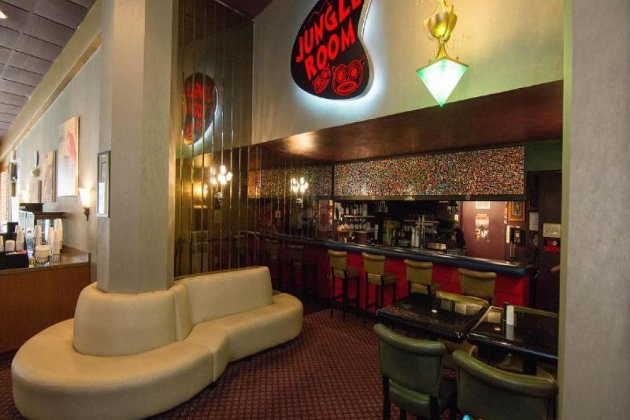 Elvis Presley'S Heartbreak Hotel Memphis Exterior foto
